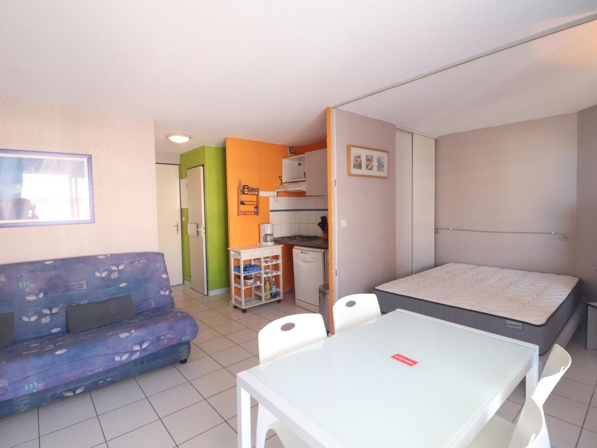 Appartement Sète, 2 Pièces, 6 Personnes - Fr-1-472a-178